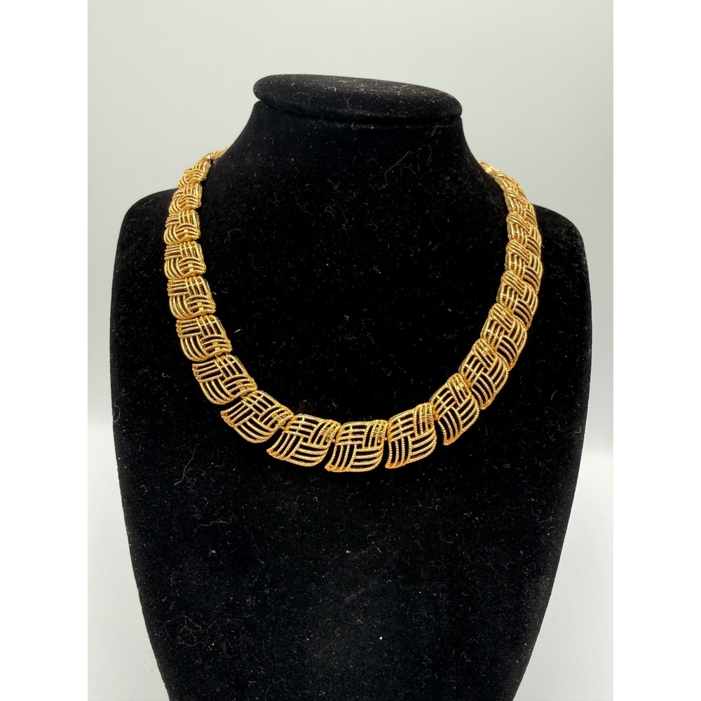 Monet Vintage Gold Tone Basketweave Collar‎ Statement Necklace Articulated Link